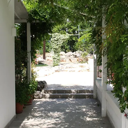 לינה וארוחת בוקר B&bcasamali